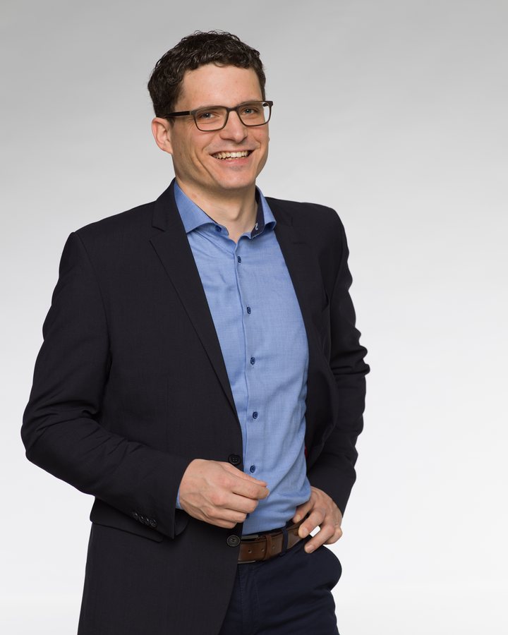 Dr. Matthias Braband